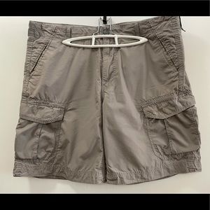 Men's Arizona Cargo Shorts Size 38